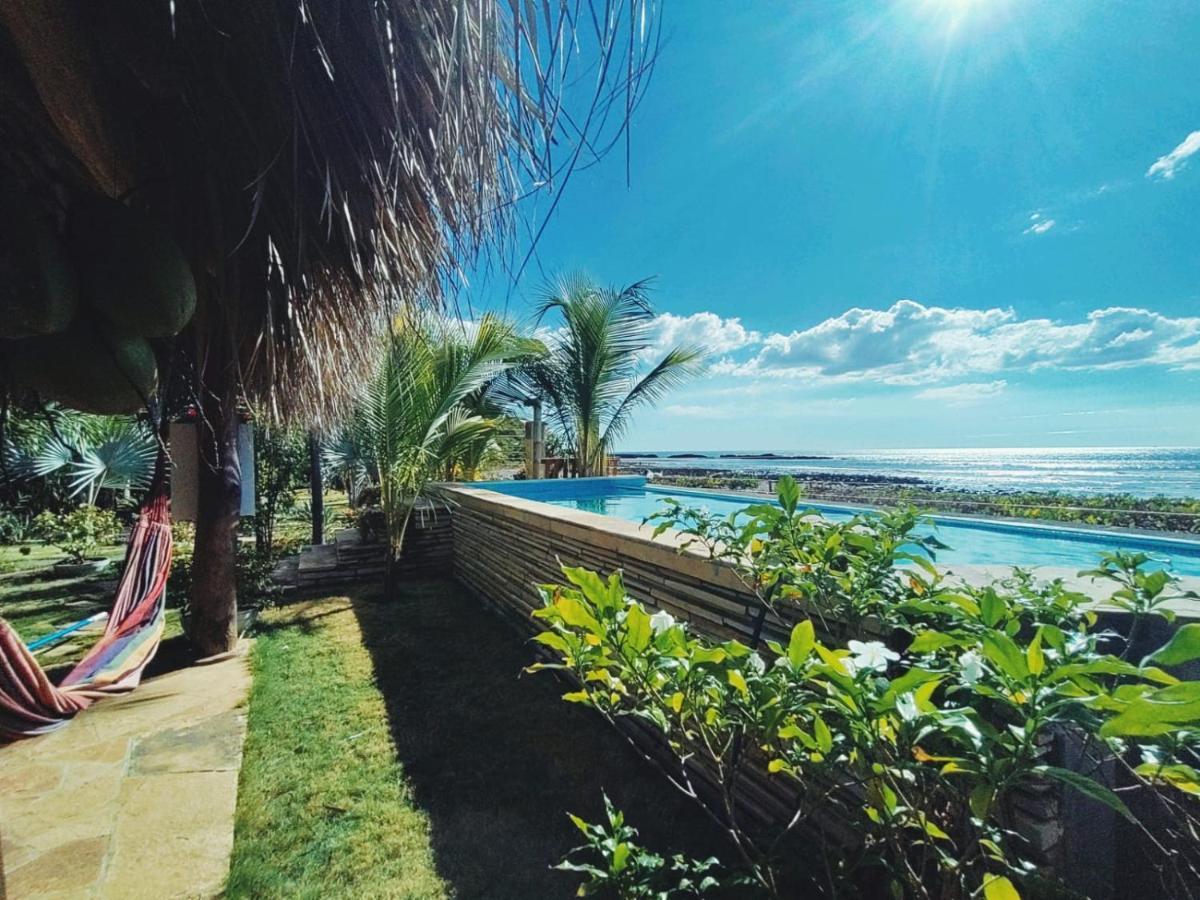 Alive Beach House Transito Luaran gambar